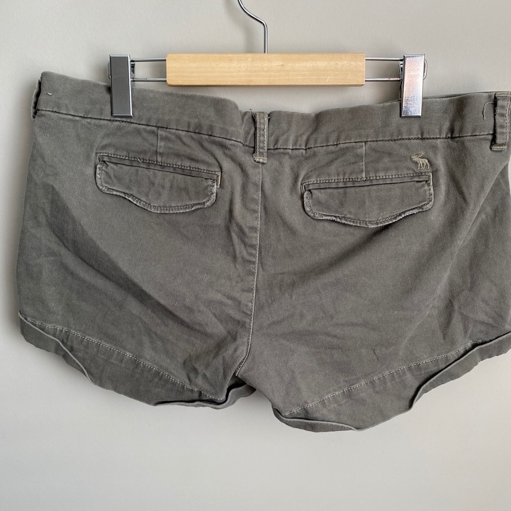Abercrombie & Fitch Vintage grunge Y2k low rise rolled shorts - Picture 4 of 10
